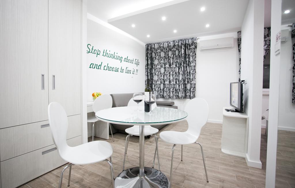Apartment 4 You In สปลิท ห้อง รูปภาพ